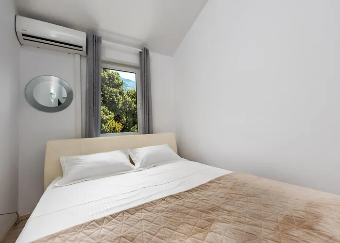 Aurea Mare Makarska-3br, Sea View & Prime Location Appartamento *