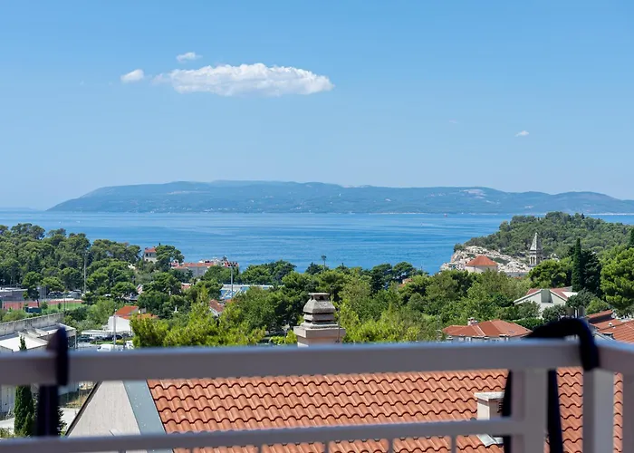 Aurea Mare Makarska-3br, Sea View & Prime Location Appartamento