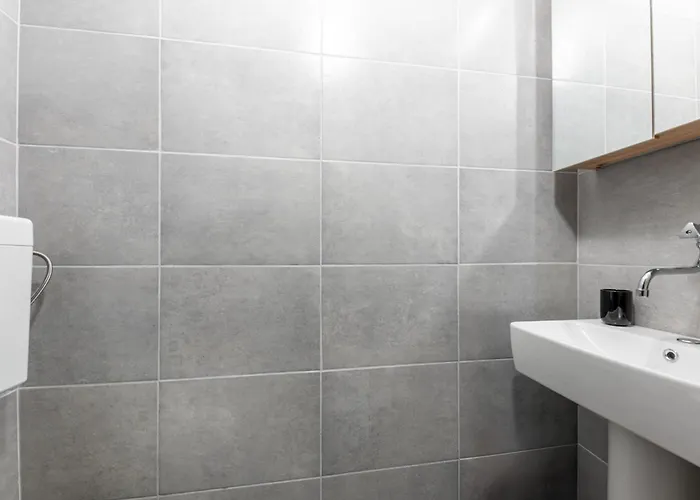 Aurea Mare Makarska-3br, Sea View & Prime Location Appartamento