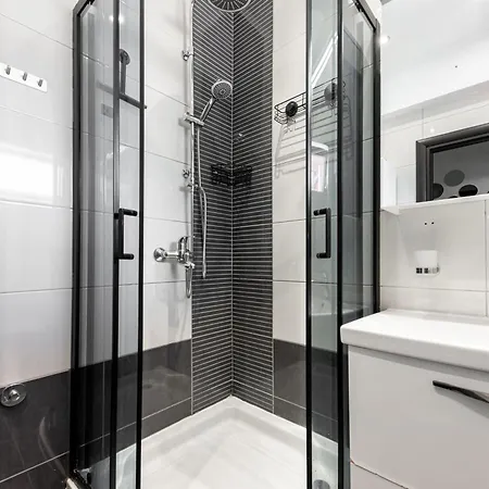 Aurea Mare Makarska-3br, Sea View & Prime Location * Μακάρσκα