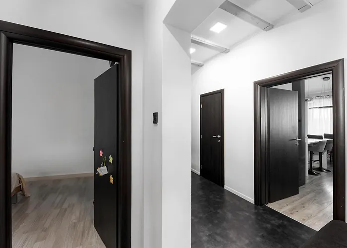 Aurea Mare Makarska-3br, Sea View & Prime Location * Makarska