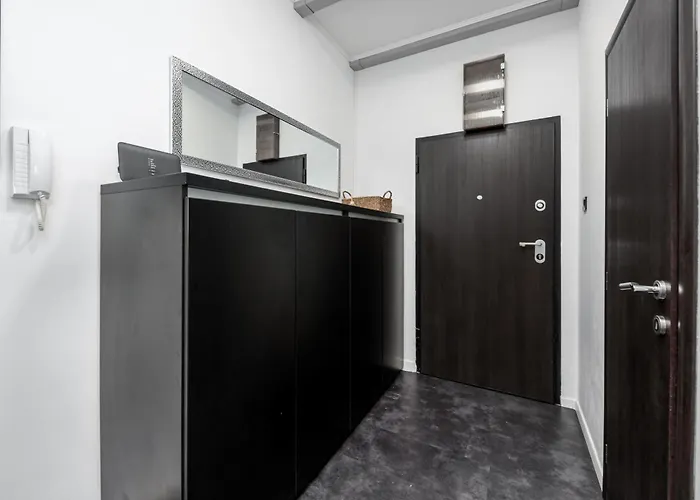 Apartment Aurea Mare Makarska-3br, Sea View & Prime Location Makarska