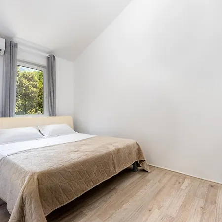 Aurea Mare Makarska-3br, Sea View & Prime Location Appartement