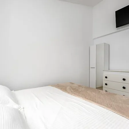 Appartement Aurea Mare Makarska-3br, Sea View & Prime Location Makarska