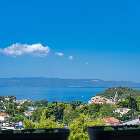 Appartement Aurea Mare Makarska-3br, Sea View & Prime Location Makarska